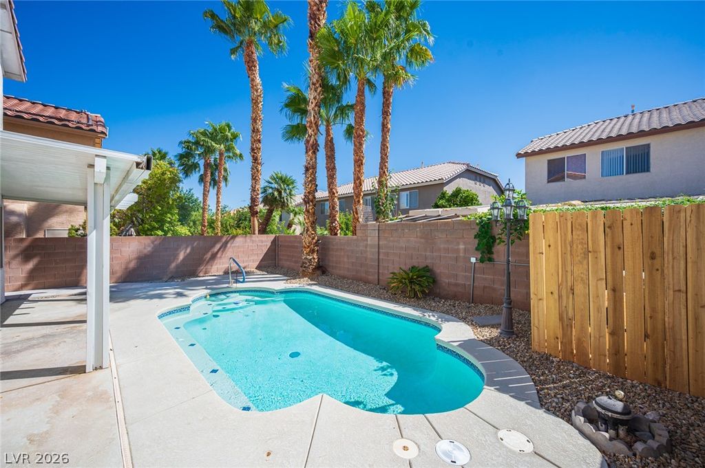 10127 Yellow Canary Avenue, Las Vegas, NV 89117 — photo 2
