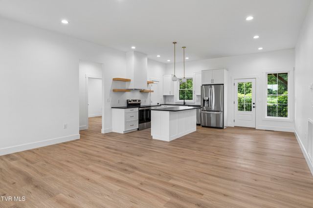 3730 Chuckey Pike, Chuckey, TN 37641