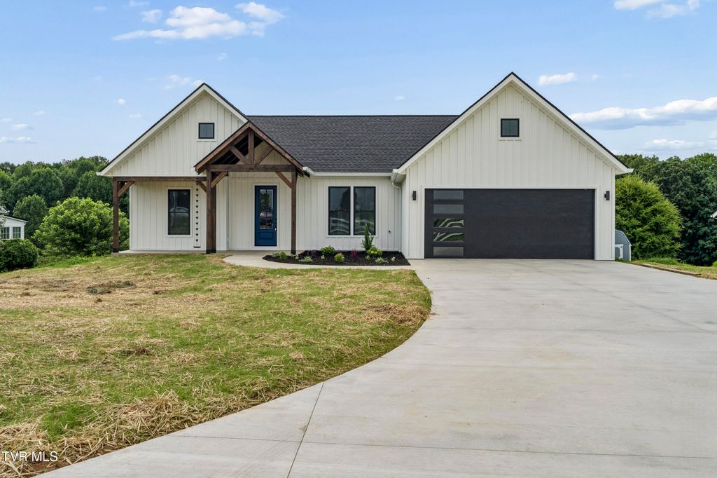 3730 Chuckey Pike, Chuckey, TN 37641