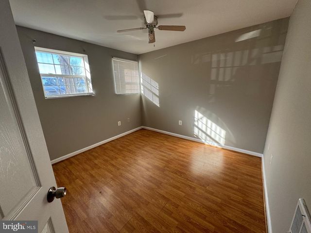 14190 HUNTERS RUN WAY, Gainesville, VA 20155