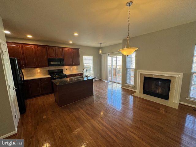 14190 HUNTERS RUN WAY, Gainesville, VA 20155
