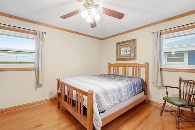 6665 S 20th STREET, Oak Creek, WI 53154