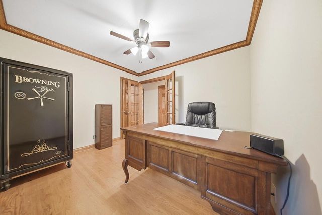 6665 S 20th STREET, Oak Creek, WI 53154