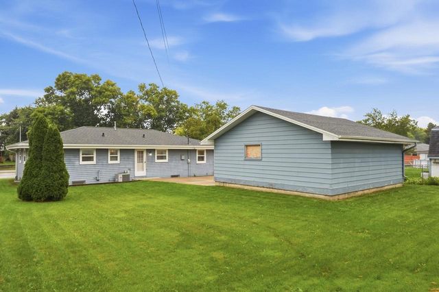 6665 S 20th STREET, Oak Creek, WI 53154