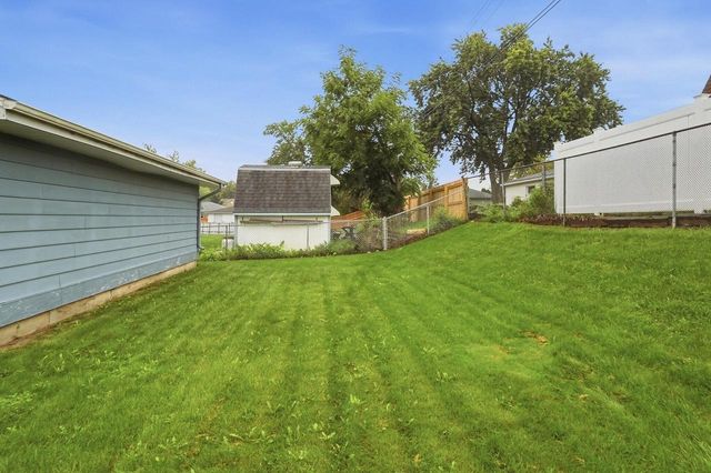 6665 S 20th STREET, Oak Creek, WI 53154