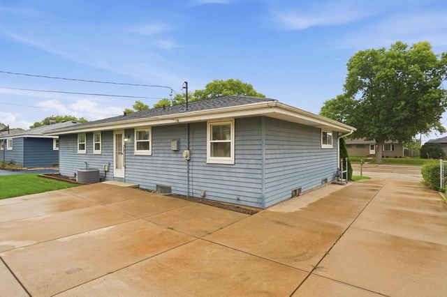 6665 S 20th STREET, Oak Creek, WI 53154