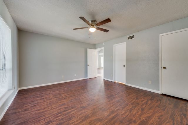 209 N Saint Johns Drive, Richardson, TX 75081
