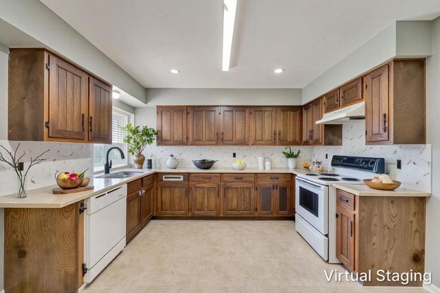 209 N Saint Johns Drive, Richardson, TX 75081