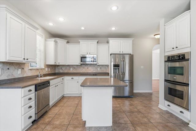 12016 CRANSTON DR, Arlington, TN 38002