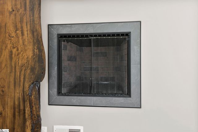 4 E Montclair Avenue, Greenville, SC 29609