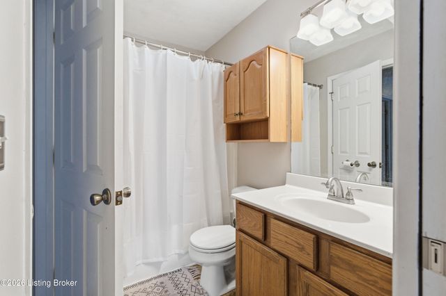 5146 Bell Ave, Shelbyville, KY 40065