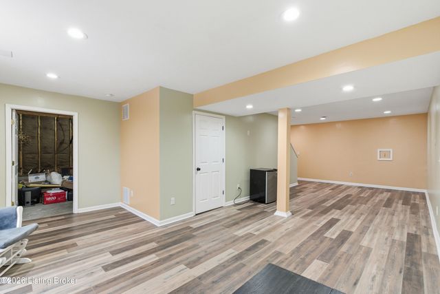 5146 Bell Ave, Shelbyville, KY 40065