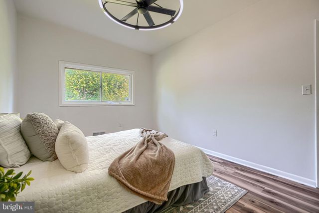 6821 BARNETT RD, Baltimore, MD 21239