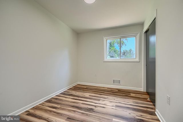 6821 BARNETT RD, Baltimore, MD 21239