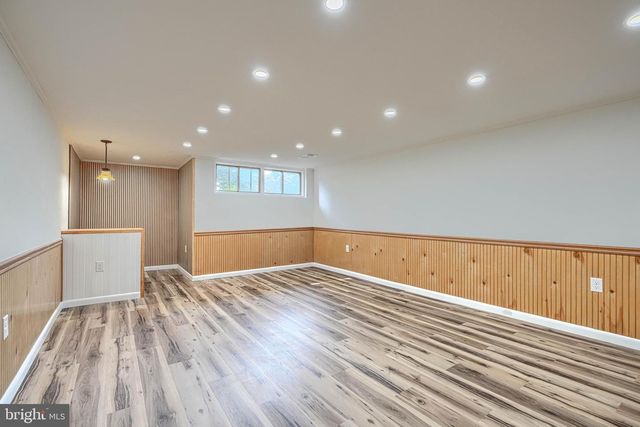 6821 BARNETT RD, Baltimore, MD 21239