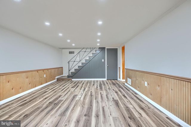 6821 BARNETT RD, Baltimore, MD 21239