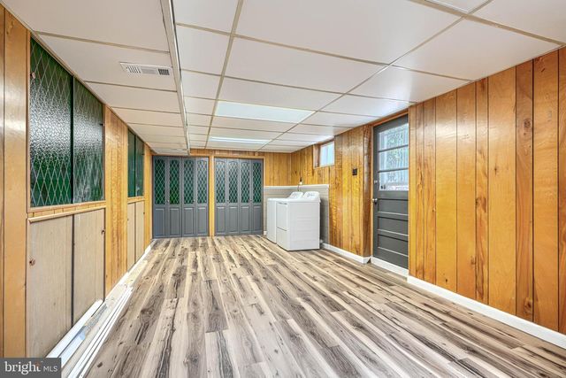 6821 BARNETT RD, Baltimore, MD 21239