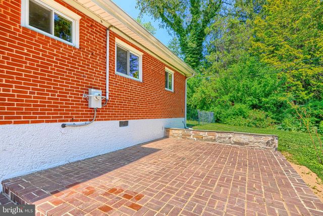6821 BARNETT RD, Baltimore, MD 21239