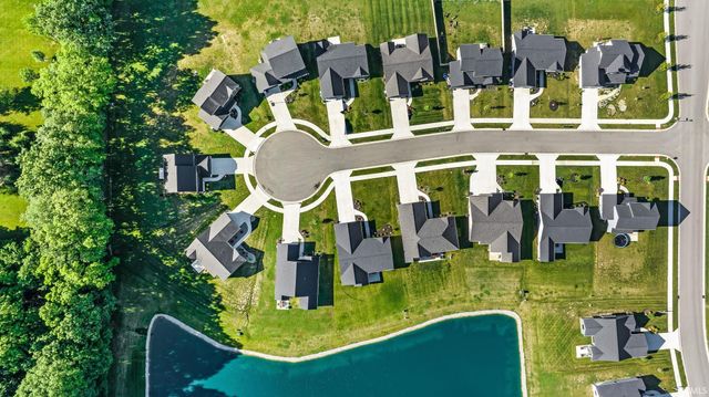 1114 Herdsman Boulevard, Huntertown, IN 46748