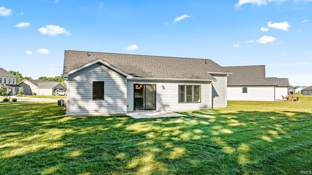 1114 Herdsman Boulevard, Huntertown, IN 46748