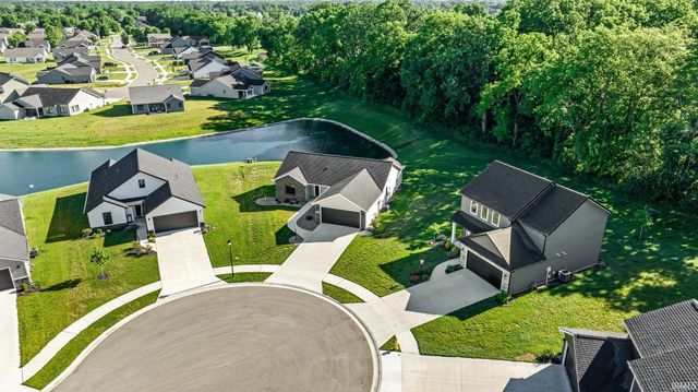 1114 Herdsman Boulevard, Huntertown, IN 46748