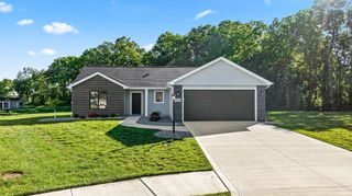 1114 Herdsman Boulevard, Huntertown, IN 46748