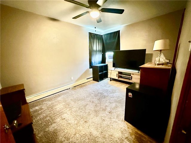 1302 Barkley Rd, Port Vue, PA 15133