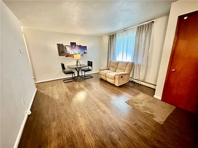 1302 Barkley Rd, Port Vue, PA 15133