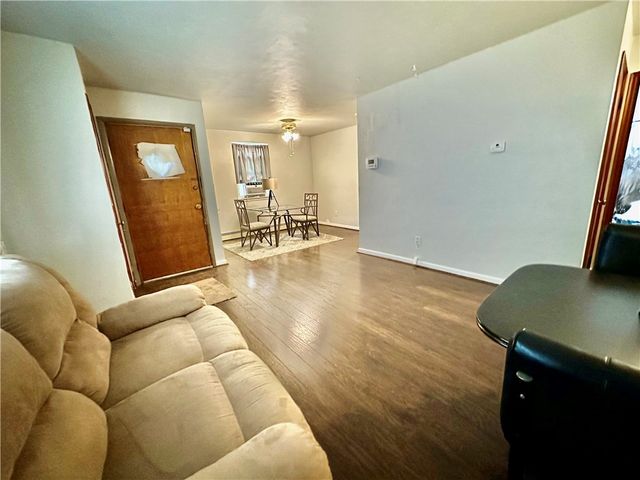 1302 Barkley Rd, Port Vue, PA 15133