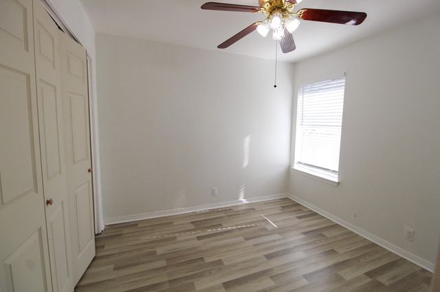 6907 Stonleigh PL, Austin, TX 78744