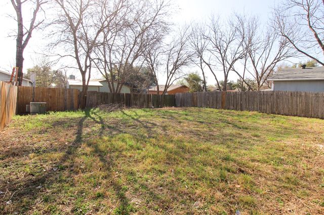 6907 Stonleigh PL, Austin, TX 78744