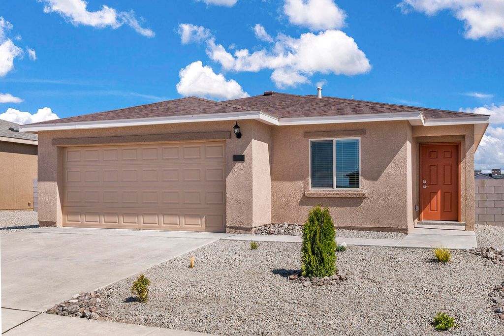 831 Calle De Las Roses, Belen, NM 87002