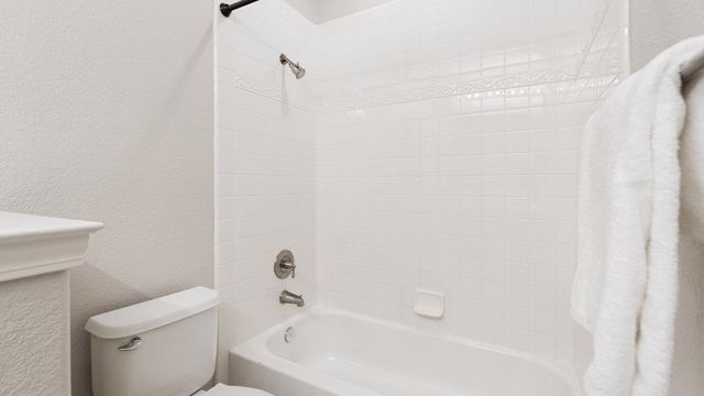 2902 Fox Den Cir, Lincoln, CA 95648