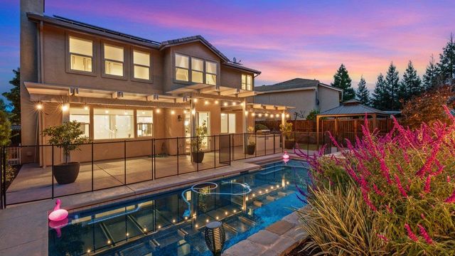 2902 Fox Den Cir, Lincoln, CA 95648