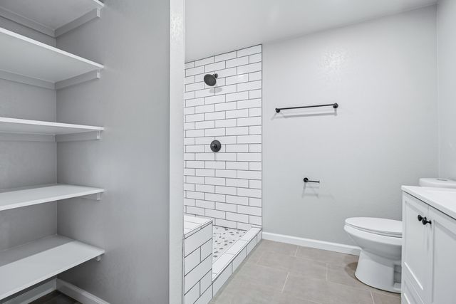 6673 Mountain View Drive, Anderson, CA 96007