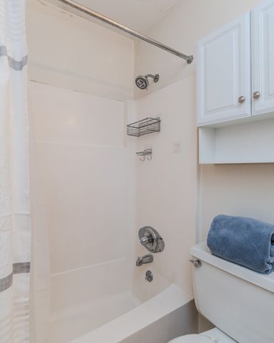 170 E Hadley Rd 123, Amherst, MA 01002