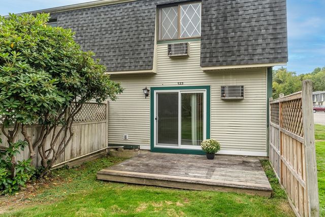 170 E Hadley Rd 123, Amherst, MA 01002