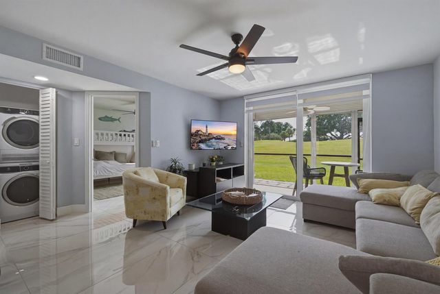 9823 S Hollybrook Lake Drive 104, Pembroke Pines, FL 33025