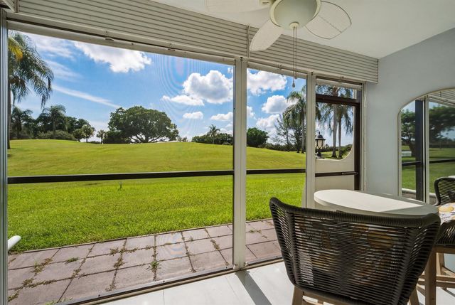 9823 S Hollybrook Lake Drive 104, Pembroke Pines, FL 33025