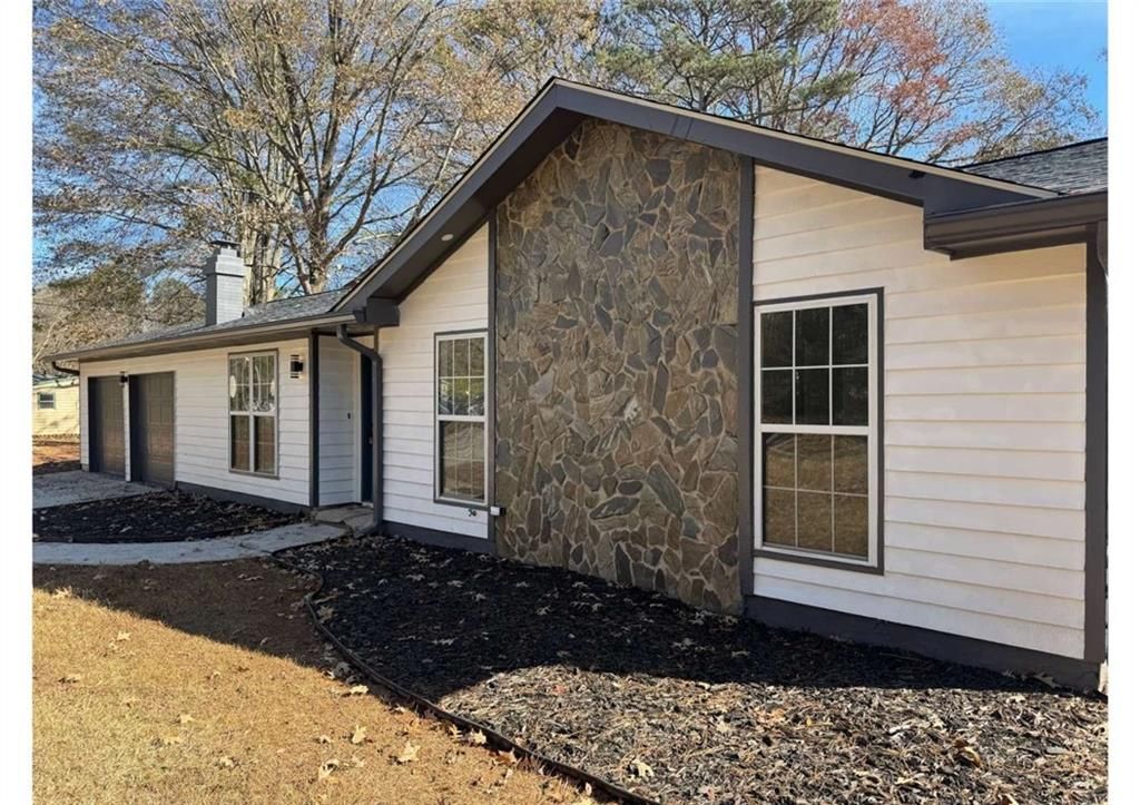 15 Chimney Smoke Drive, Stockbridge, GA 30281