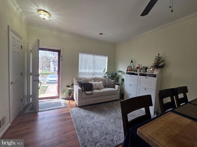 2429 DEW MEADOW CT, Herndon, VA 20171