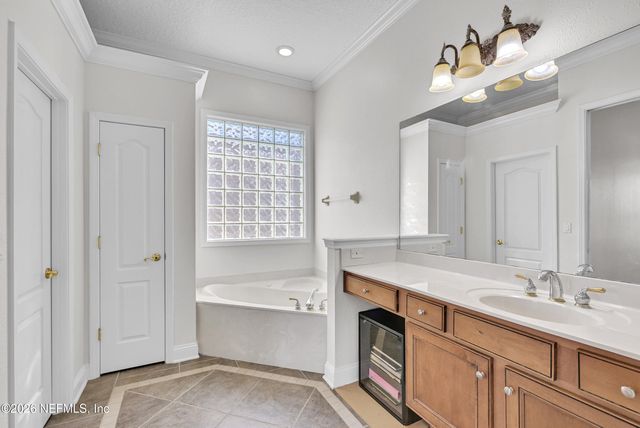 13065 BERWICKSHIRE Drive, Jacksonville, FL 32224