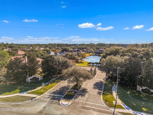 13065 BERWICKSHIRE Drive, Jacksonville, FL 32224