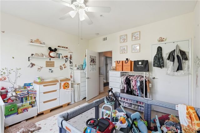 640 W 4th Street, Long Beach, CA 90802