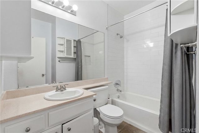 640 W 4th Street, Long Beach, CA 90802