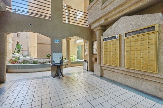 640 W 4th Street, Long Beach, CA 90802