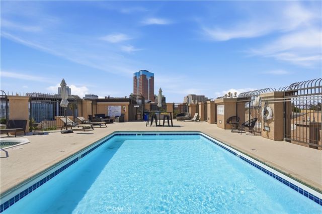 640 W 4th Street, Long Beach, CA 90802