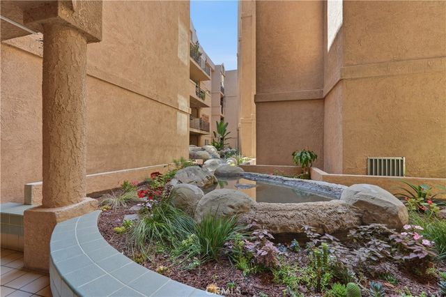 640 W 4th Street, Long Beach, CA 90802