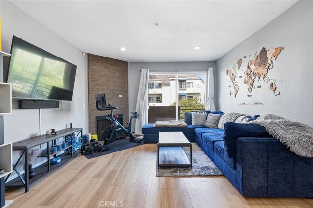 640 W 4th Street, Long Beach, CA 90802