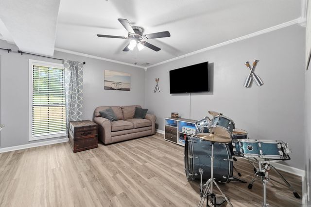 12 Ball Hill Dr Drive, Greenbrier, AR 72058